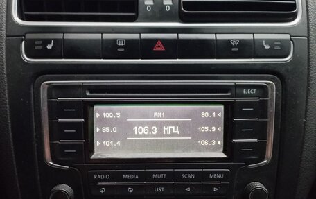 Volkswagen Polo VI (EU Market), 2013 год, 350 000 рублей, 18 фотография