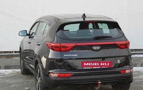 KIA Sportage IV рестайлинг, 2017 год, 1 999 000 рублей, 7 фотография