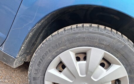 Nissan Tiida, 2005 год, 670 000 рублей, 17 фотография