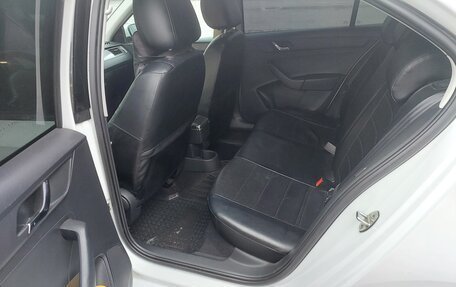 Skoda Rapid I, 2015 год, 870 000 рублей, 12 фотография