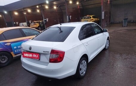 Skoda Rapid I, 2015 год, 870 000 рублей, 3 фотография