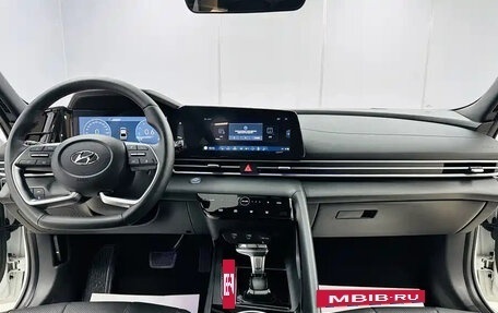 Hyundai Elantra, 2022 год, 1 390 956 рублей, 12 фотография