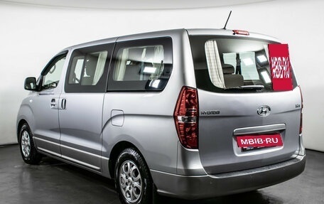 Hyundai H-1 II рестайлинг, 2018 год, 2 460 000 рублей, 7 фотография