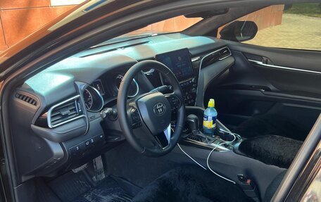 Toyota Camry, 2020 год, 2 100 000 рублей, 7 фотография