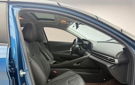 Hyundai Elantra, 2022 год, 1 680 000 рублей, 18 фотография