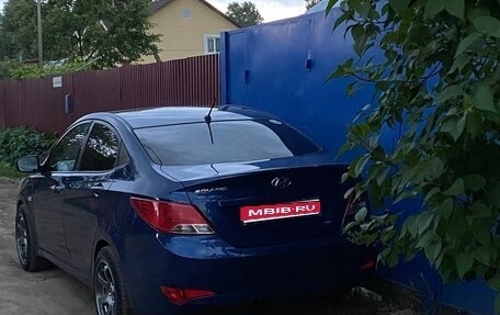 Hyundai Solaris II рестайлинг, 2016 год, 950 000 рублей, 1 фотография