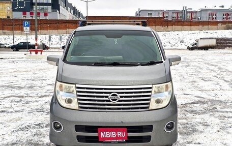 Nissan Elgrand III, 2005 год, 1 200 000 рублей, 7 фотография