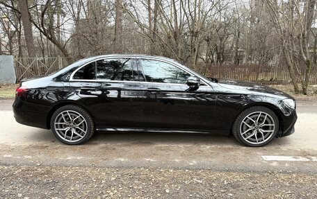 Mercedes-Benz E-Класс, 2020 год, 3 390 000 рублей, 6 фотография