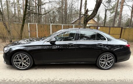 Mercedes-Benz E-Класс, 2020 год, 3 390 000 рублей, 11 фотография