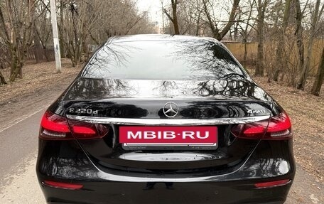 Mercedes-Benz E-Класс, 2020 год, 3 390 000 рублей, 10 фотография