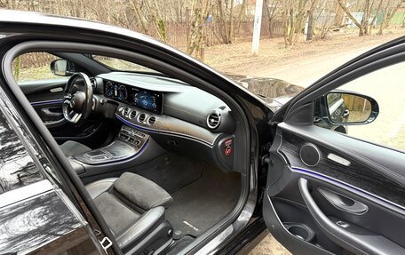 Mercedes-Benz E-Класс, 2020 год, 3 390 000 рублей, 13 фотография
