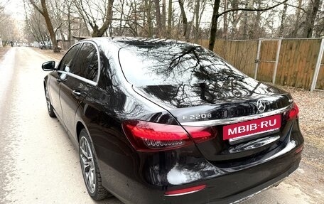 Mercedes-Benz E-Класс, 2020 год, 3 390 000 рублей, 15 фотография