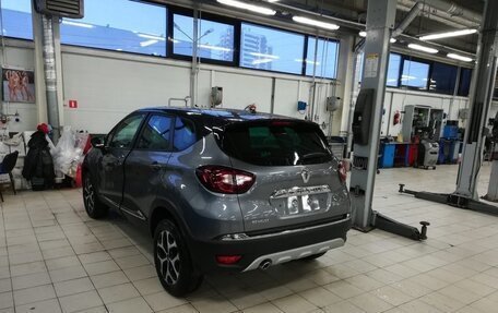 Renault Kaptur I рестайлинг, 2018 год, 1 450 000 рублей, 3 фотография