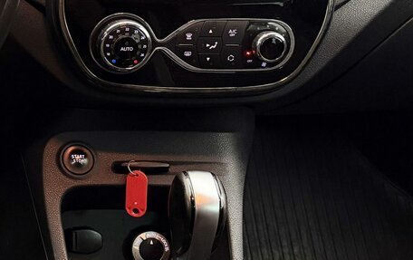 Renault Kaptur I рестайлинг, 2018 год, 1 790 000 рублей, 12 фотография