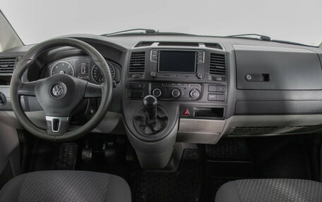 Volkswagen Caravelle T5, 2010 год, 1 278 000 рублей, 14 фотография