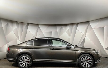Volkswagen Passat B8 рестайлинг, 2016 год, 2 499 000 рублей, 6 фотография