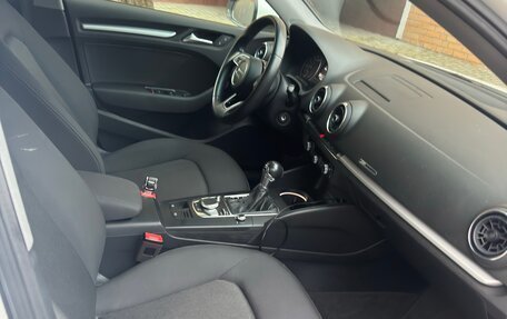 Audi A3, 2018 год, 1 930 000 рублей, 5 фотография