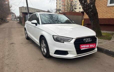 Audi A3, 2018 год, 1 930 000 рублей, 3 фотография