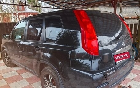 Nissan X-Trail, 2010 год, 930 000 рублей, 2 фотография