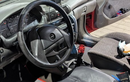 Opel Astra F, 1992 год, 280 000 рублей, 5 фотография