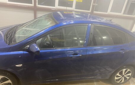 Hyundai Solaris II рестайлинг, 2016 год, 950 000 рублей, 8 фотография