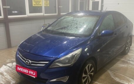 Hyundai Solaris II рестайлинг, 2016 год, 950 000 рублей, 4 фотография