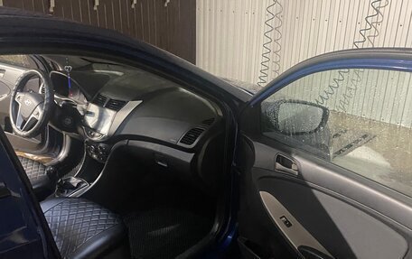 Hyundai Solaris II рестайлинг, 2016 год, 950 000 рублей, 12 фотография