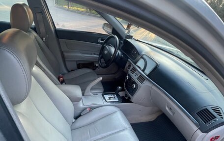 Hyundai Sonata VI, 2005 год, 850 000 рублей, 13 фотография