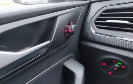 Volkswagen Polo VI (EU Market), 2022 год, 1 700 000 рублей, 12 фотография