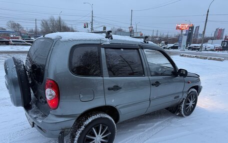 Chevrolet Niva I рестайлинг, 2005 год, 275 000 рублей, 5 фотография