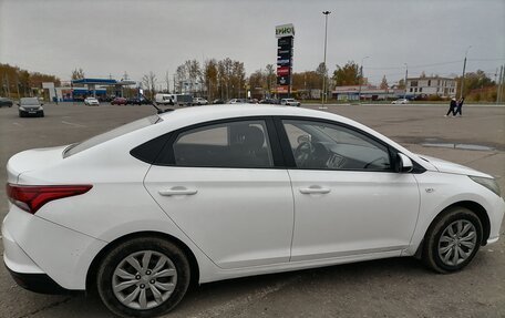 Hyundai Solaris II рестайлинг, 2021 год, 1 085 000 рублей, 4 фотография