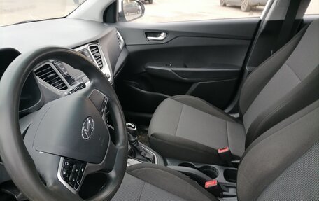 Hyundai Solaris II рестайлинг, 2021 год, 1 085 000 рублей, 15 фотография