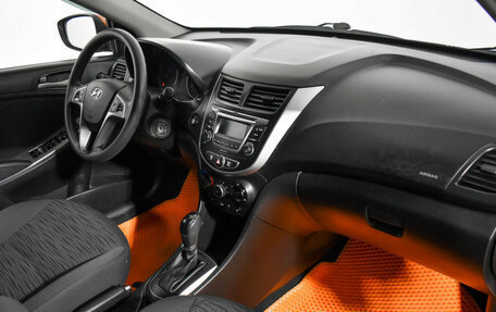 Hyundai Solaris II рестайлинг, 2016 год, 945 000 рублей, 12 фотография