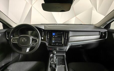 Volvo V90 Cross Country I рестайлинг, 2018 год, 2 855 000 рублей, 12 фотография