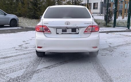 Toyota Corolla, 2011 год, 670 000 рублей, 4 фотография