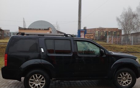 Nissan Pathfinder, 2005 год, 800 000 рублей, 2 фотография