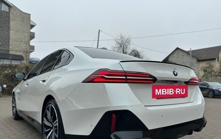 BMW 5 серия, 2024 год, 8 000 000 рублей, 2 фотография