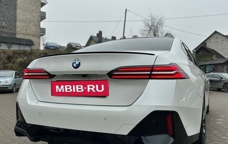 BMW 5 серия, 2024 год, 8 000 000 рублей, 7 фотография