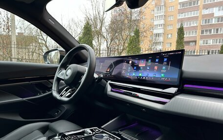 BMW 5 серия, 2024 год, 8 000 000 рублей, 18 фотография