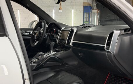 Porsche Cayenne III, 2014 год, 3 150 000 рублей, 33 фотография