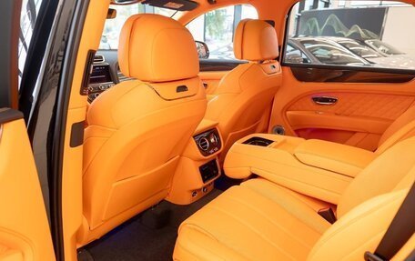 Bentley Bentayga I, 2025 год, 28 888 156 рублей, 28 фотография