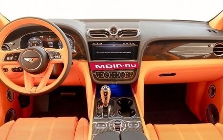 Bentley Bentayga I, 2025 год, 28 888 156 рублей, 18 фотография