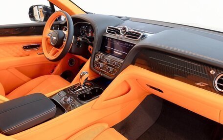 Bentley Bentayga I, 2025 год, 28 888 156 рублей, 23 фотография