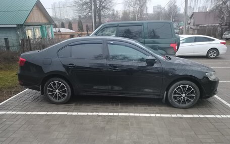 Volkswagen Jetta VI, 2012 год, 790 000 рублей, 3 фотография