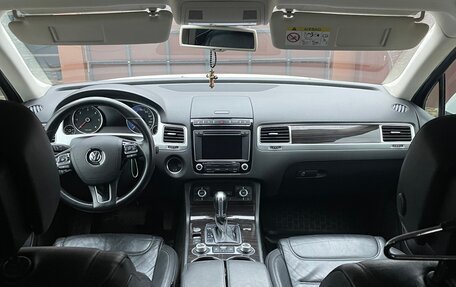 Volkswagen Touareg III, 2015 год, 2 550 000 рублей, 10 фотография