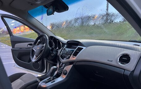 Chevrolet Cruze II, 2011 год, 648 000 рублей, 5 фотография