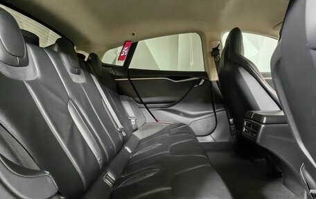 Tesla Model S I, 2012 год, 1 885 000 рублей, 16 фотография