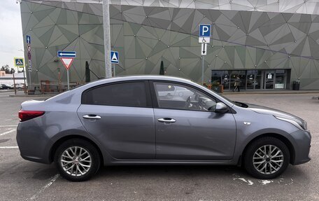 KIA Rio IV, 2020 год, 1 200 000 рублей, 2 фотография