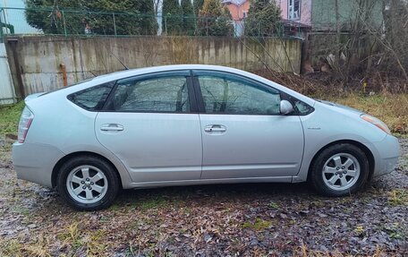 Toyota Prius, 2007 год, 550 000 рублей, 3 фотография