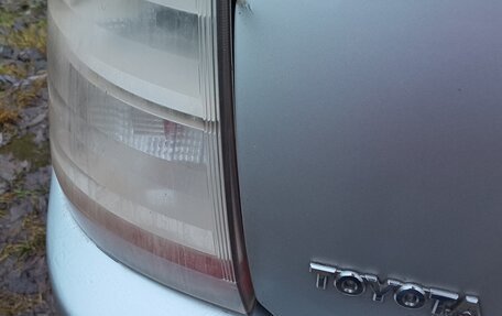 Toyota Prius, 2007 год, 550 000 рублей, 18 фотография